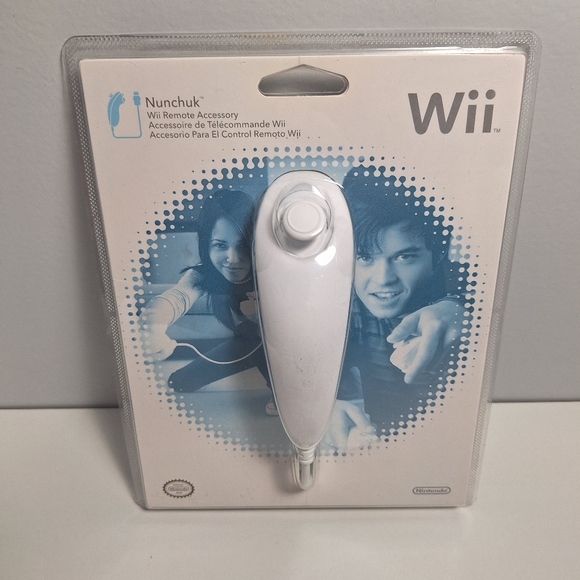 Wii Nunchuk - Picture 1 of 10